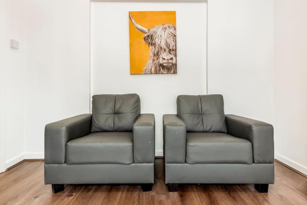Home Near Anfield And Everton Fc With Free Parking Liverpool Buitenkant foto