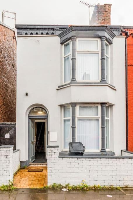 Home Near Anfield And Everton Fc With Free Parking Liverpool Buitenkant foto