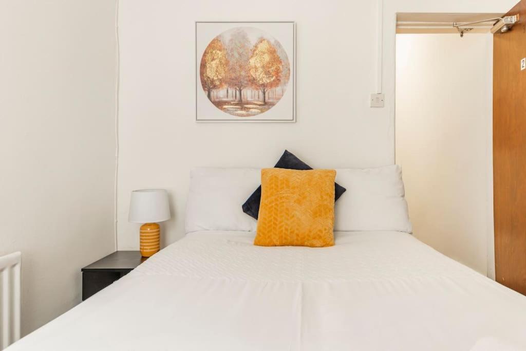 Home Near Anfield And Everton Fc With Free Parking Liverpool Buitenkant foto